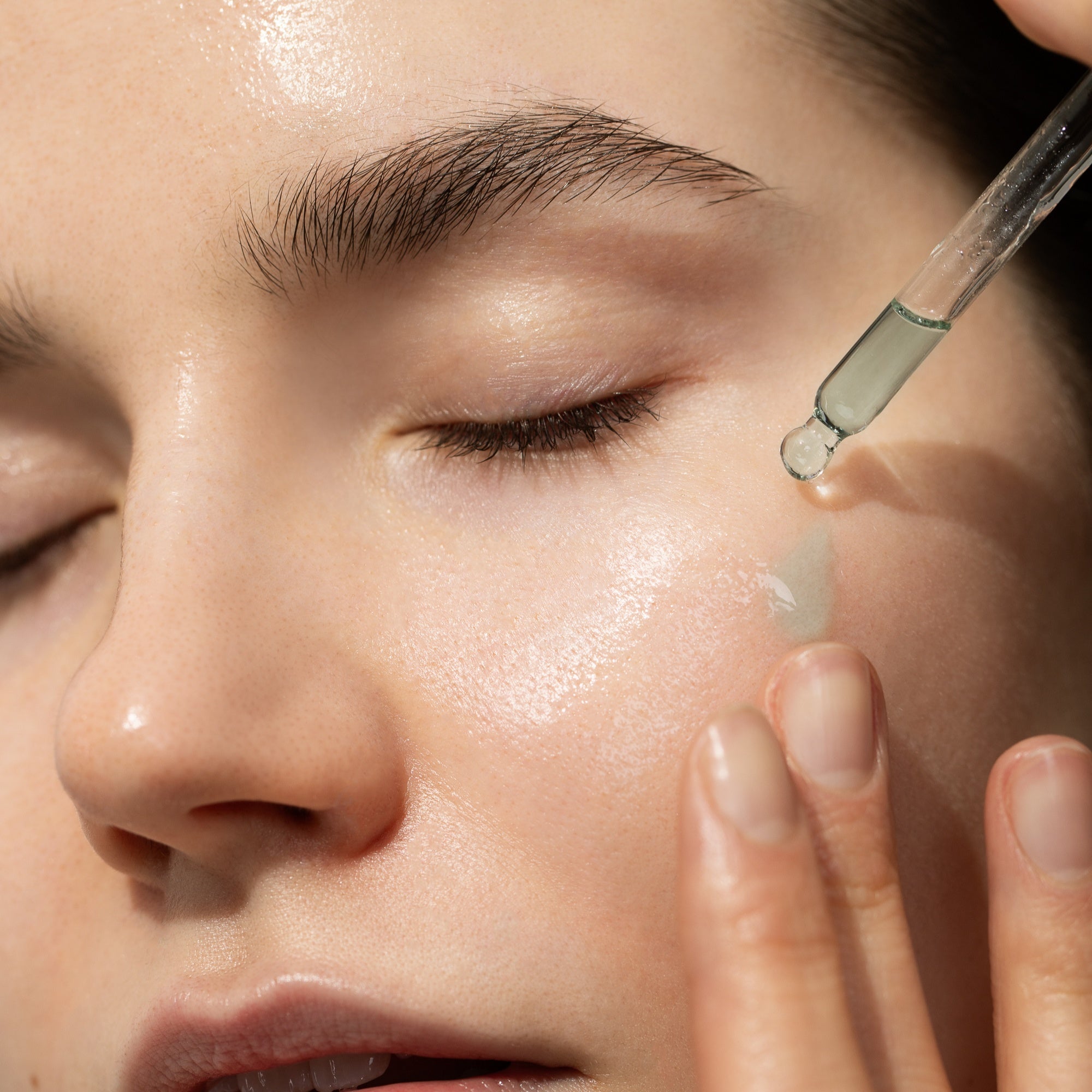 SILEÄ Silky Facial Oil for Resilience & Glow